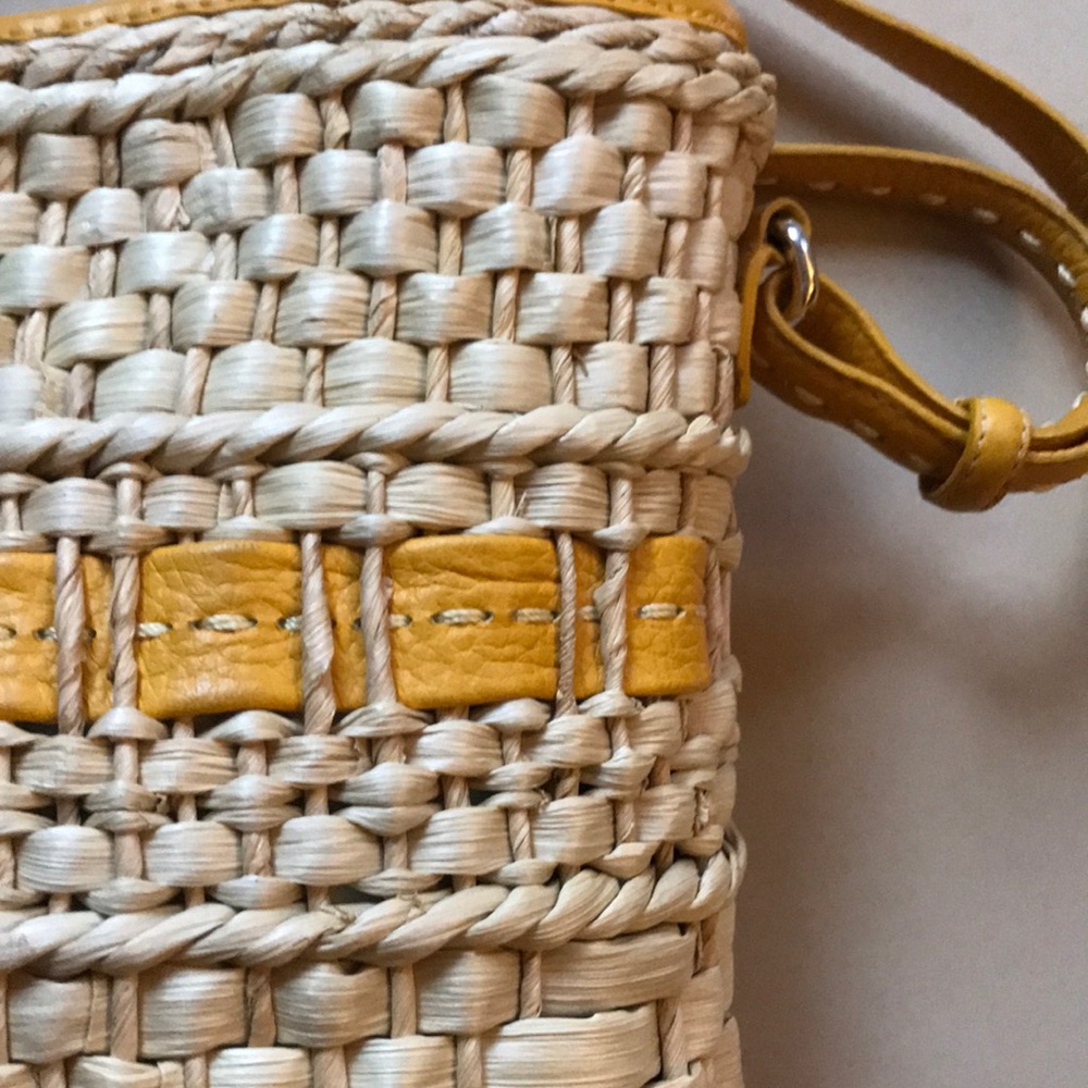 Brighton yellow woven bag excellent condition